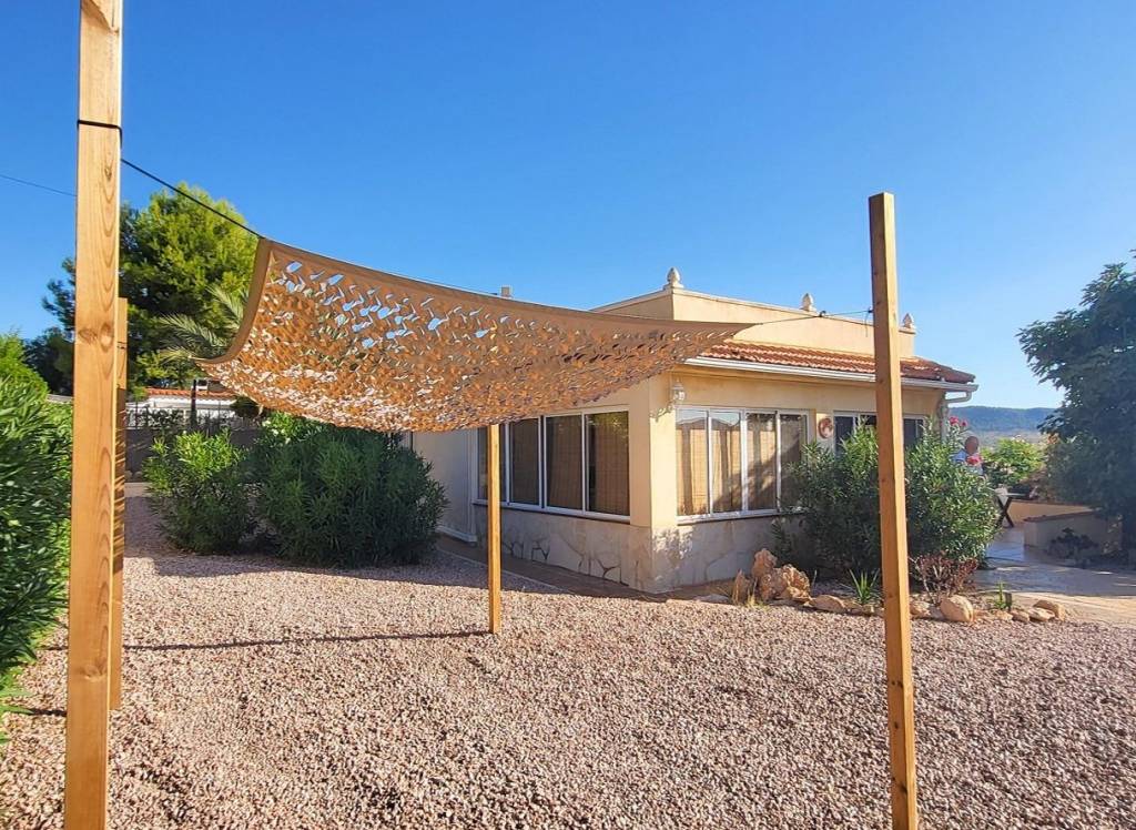 Resale - Villa - La Romana