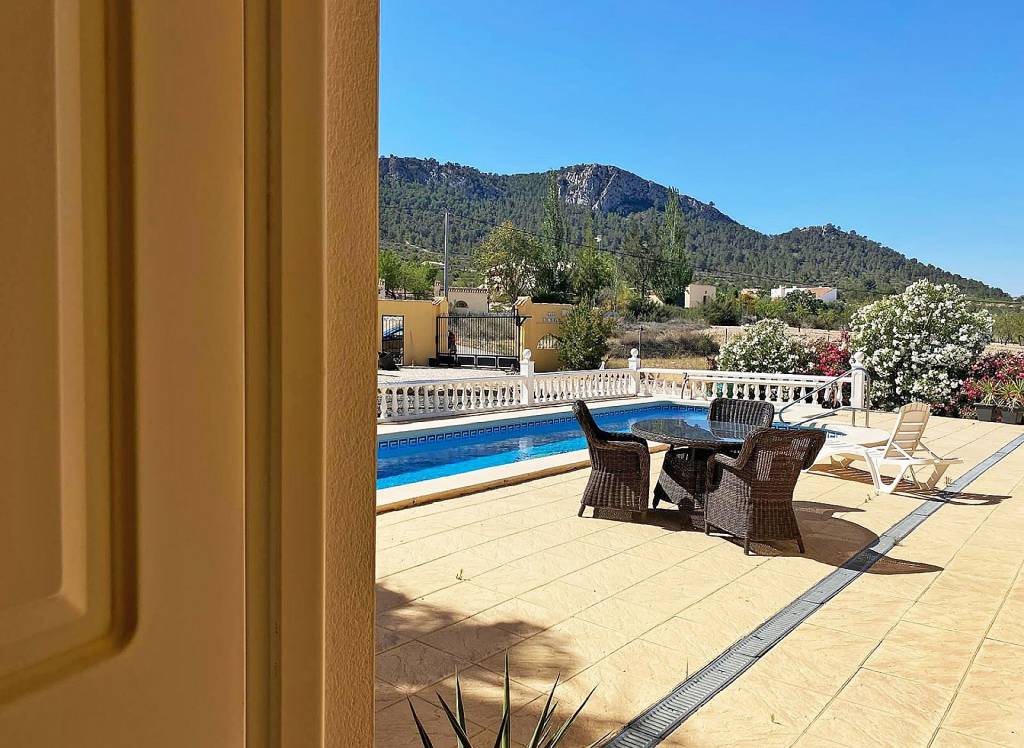 Resale - Villa - La Zarza