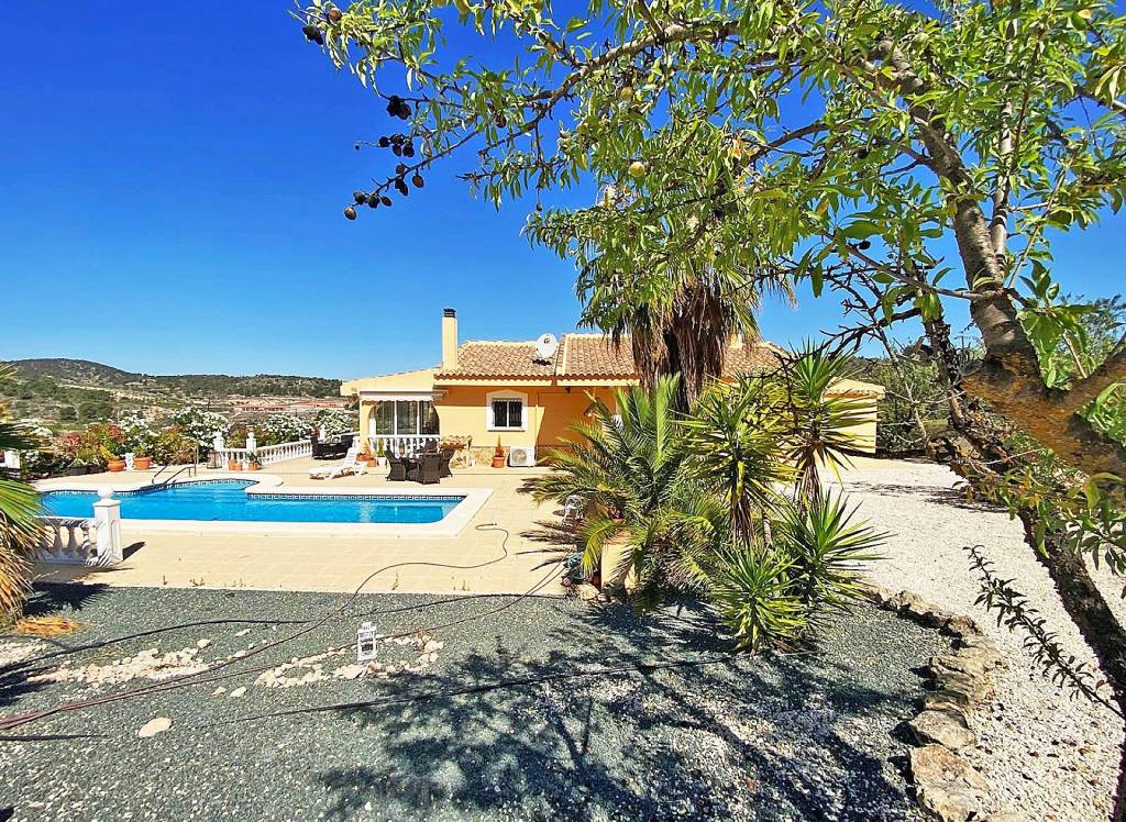 Resale - Villa - La Zarza
