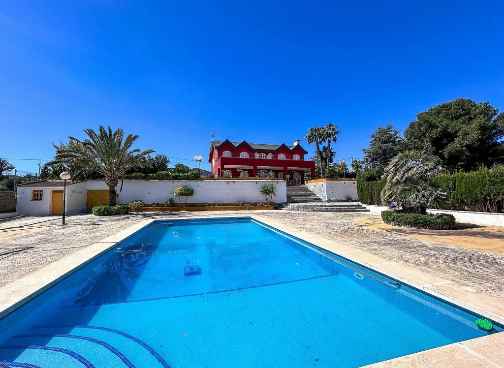 Resale - Villa - Monovar