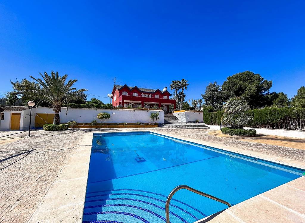 Resale - Villa - Monovar