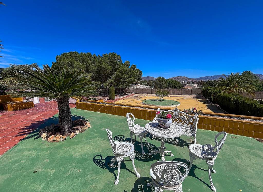 Resale - Villa - Monovar