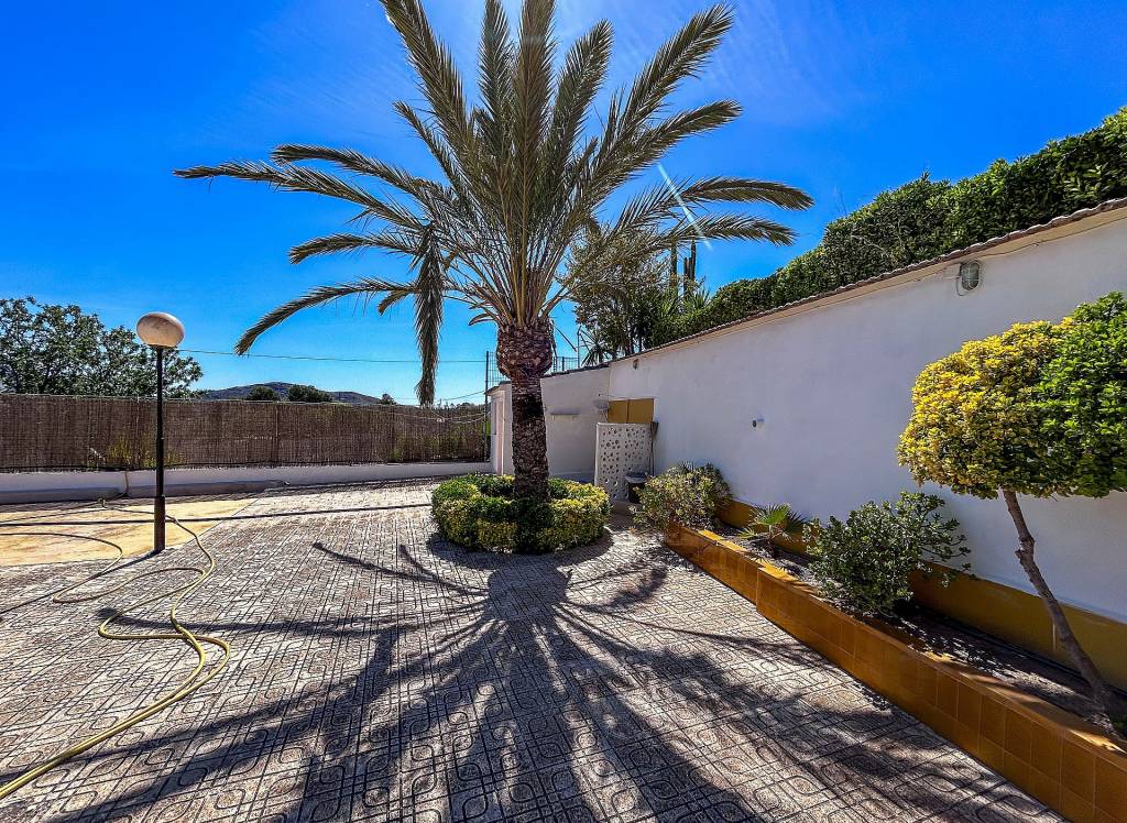 Resale - Villa - Monovar