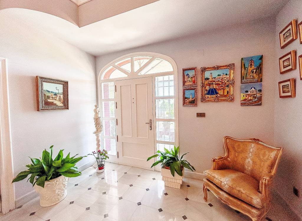 Resale - Villa - Monovar