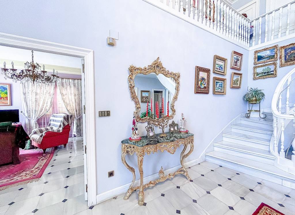 Resale - Villa - Monovar