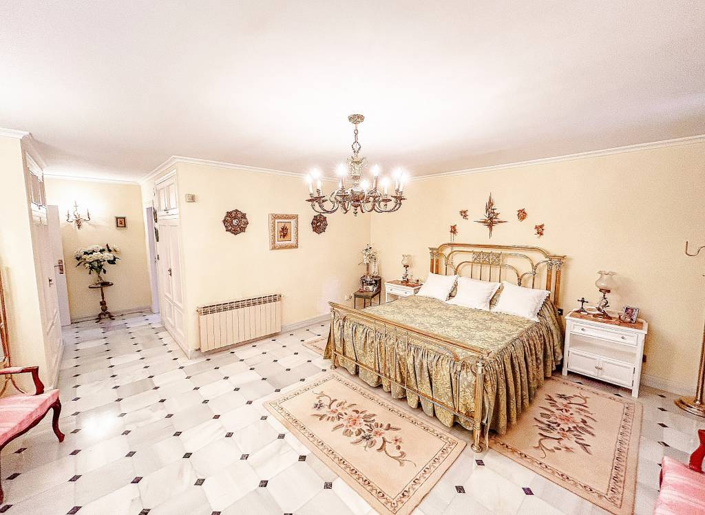 Resale - Villa - Monovar