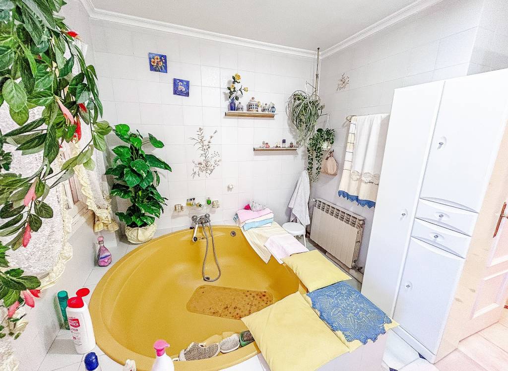 Resale - Villa - Monovar