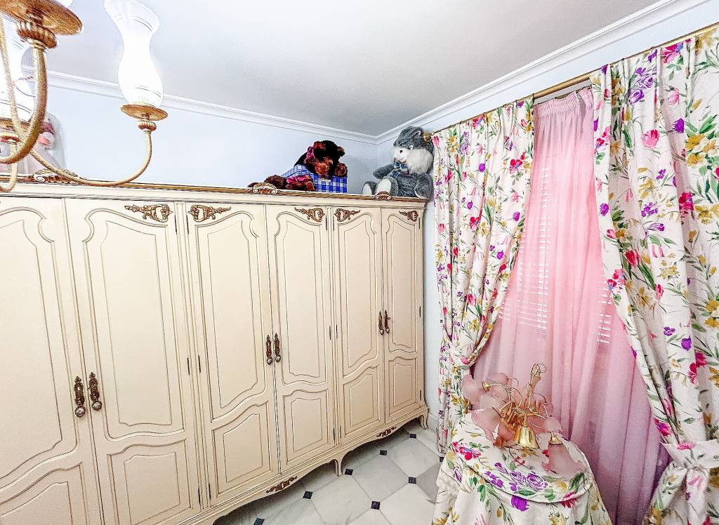 Resale - Villa - Monovar