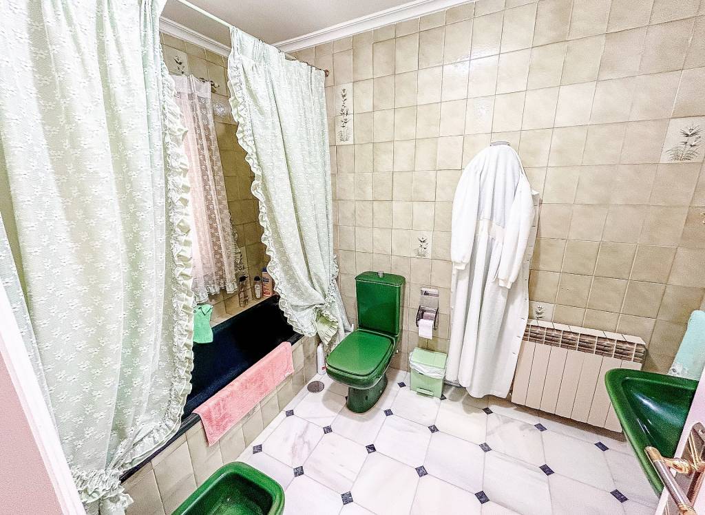 Resale - Villa - Monovar