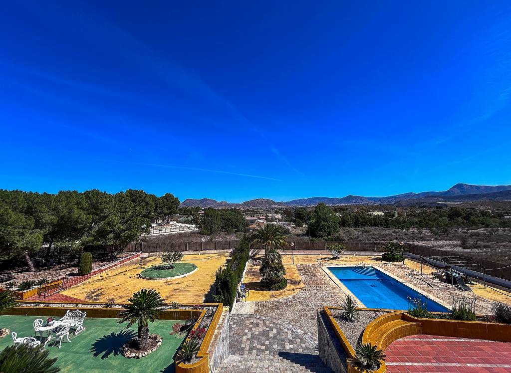 Resale - Villa - Monovar