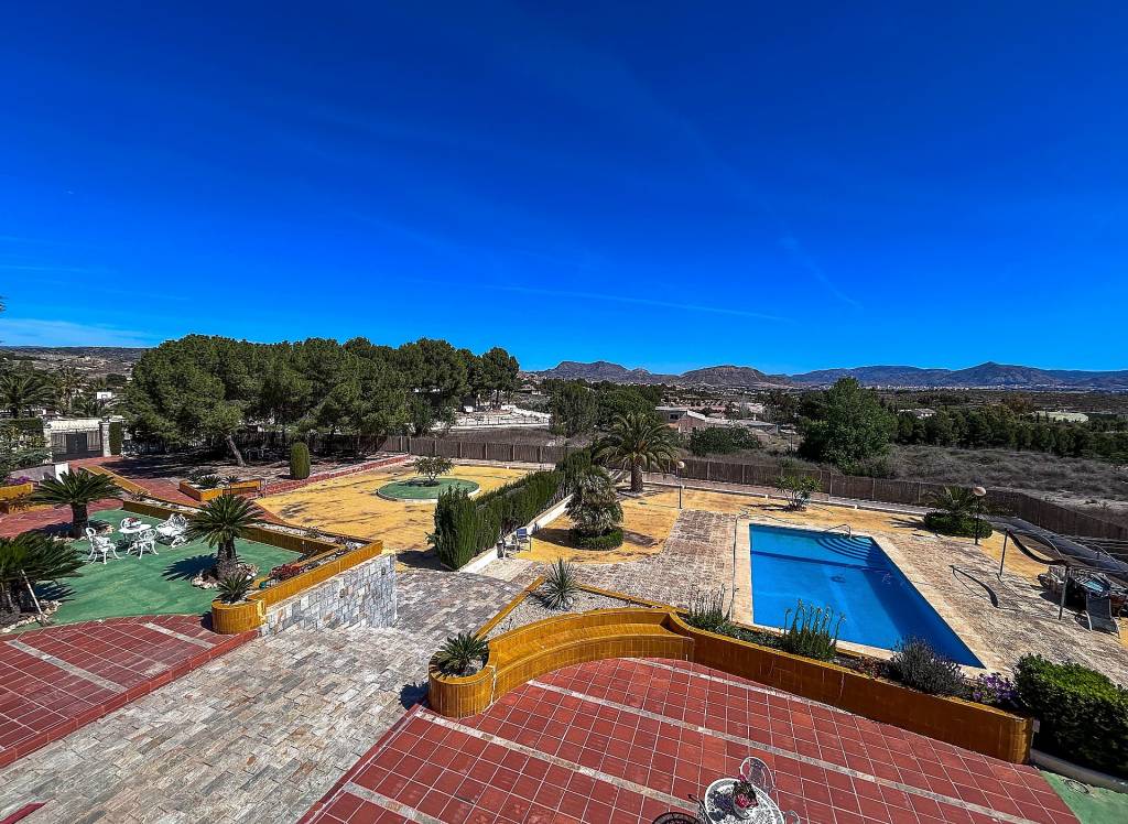 Resale - Villa - Monovar