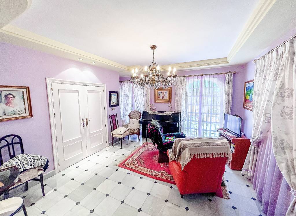 Resale - Villa - Monovar