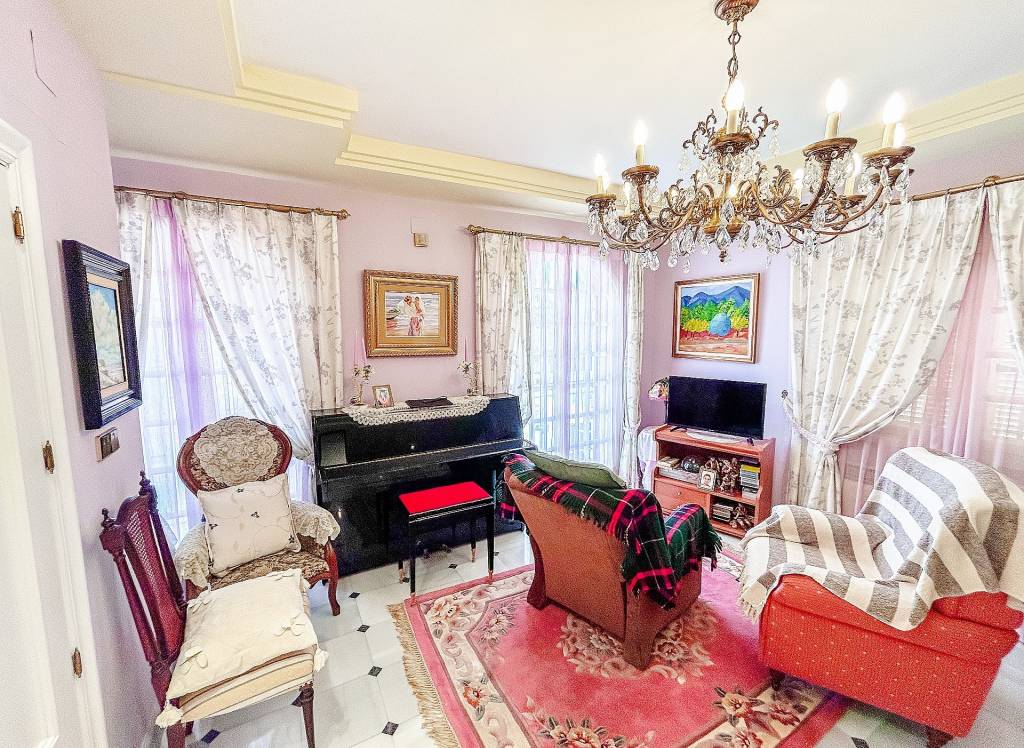 Resale - Villa - Monovar