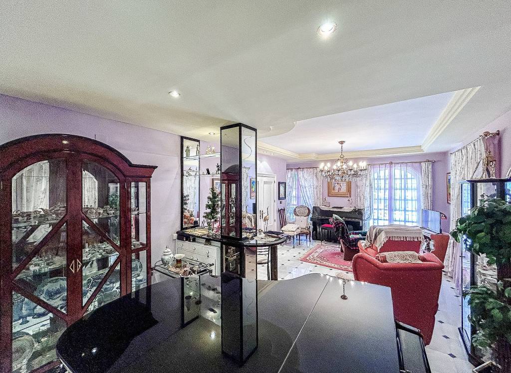 Resale - Villa - Monovar