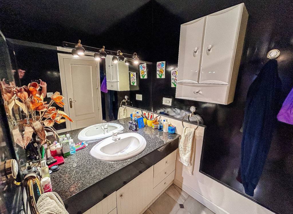 Resale - Villa - Monovar