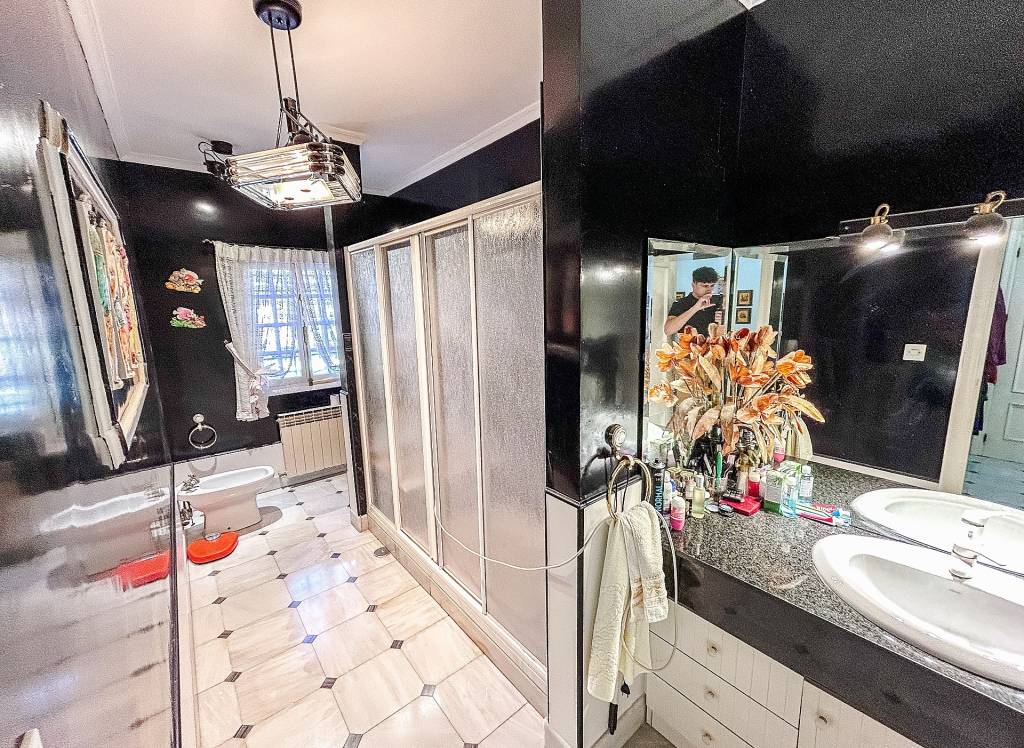 Resale - Villa - Monovar