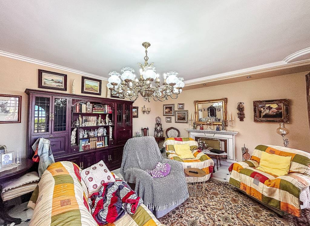 Resale - Villa - Monovar