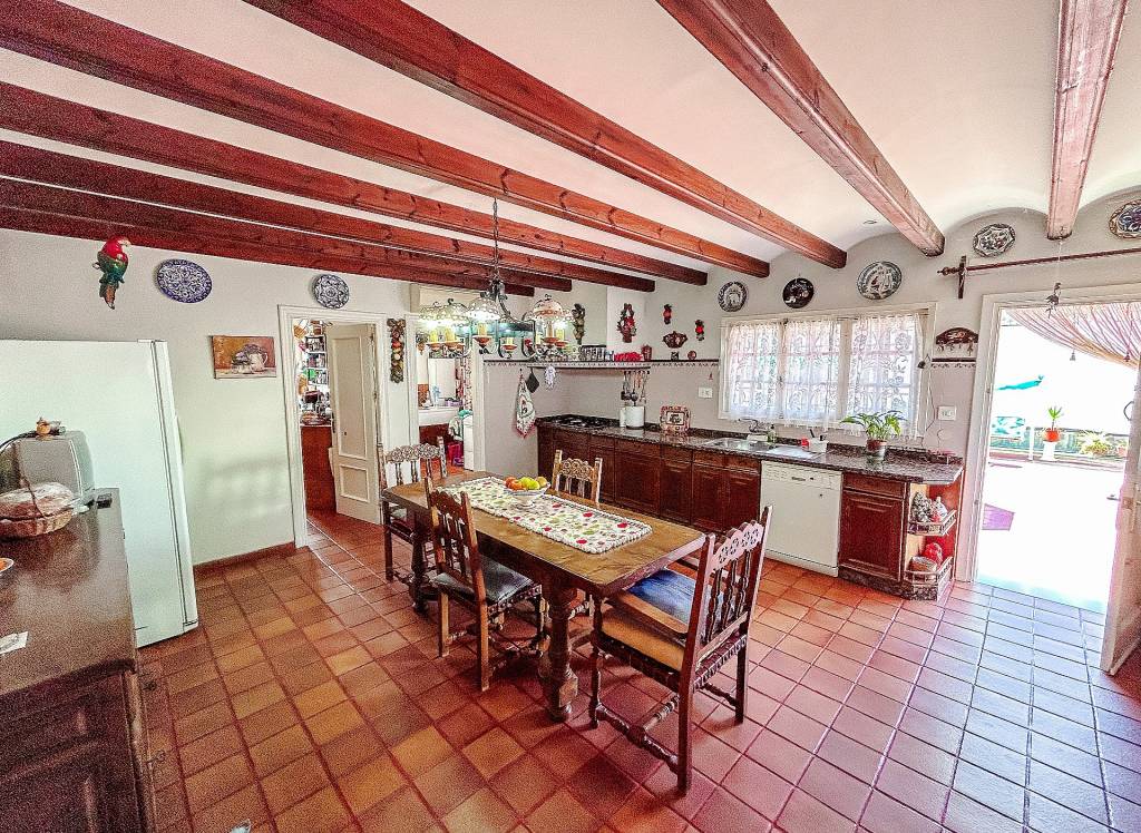 Resale - Villa - Monovar