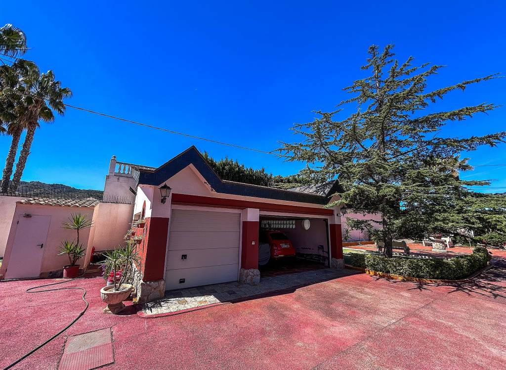 Resale - Villa - Monovar