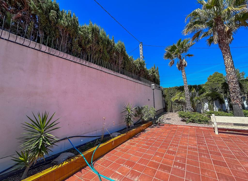 Resale - Villa - Monovar