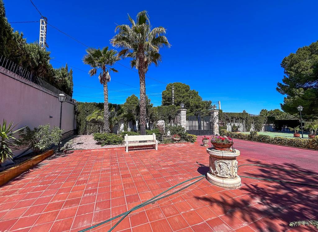 Resale - Villa - Monovar