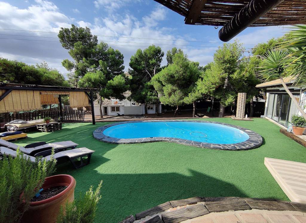 Resale - Villa - Monovar