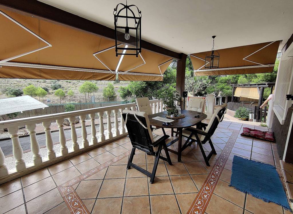 Resale - Villa - Monovar