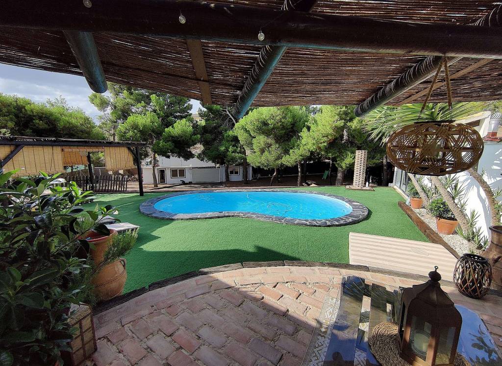 Resale - Villa - Monovar