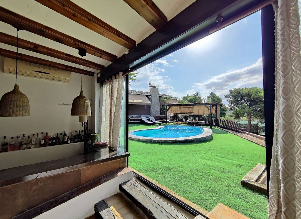 Resale - Villa - Monovar