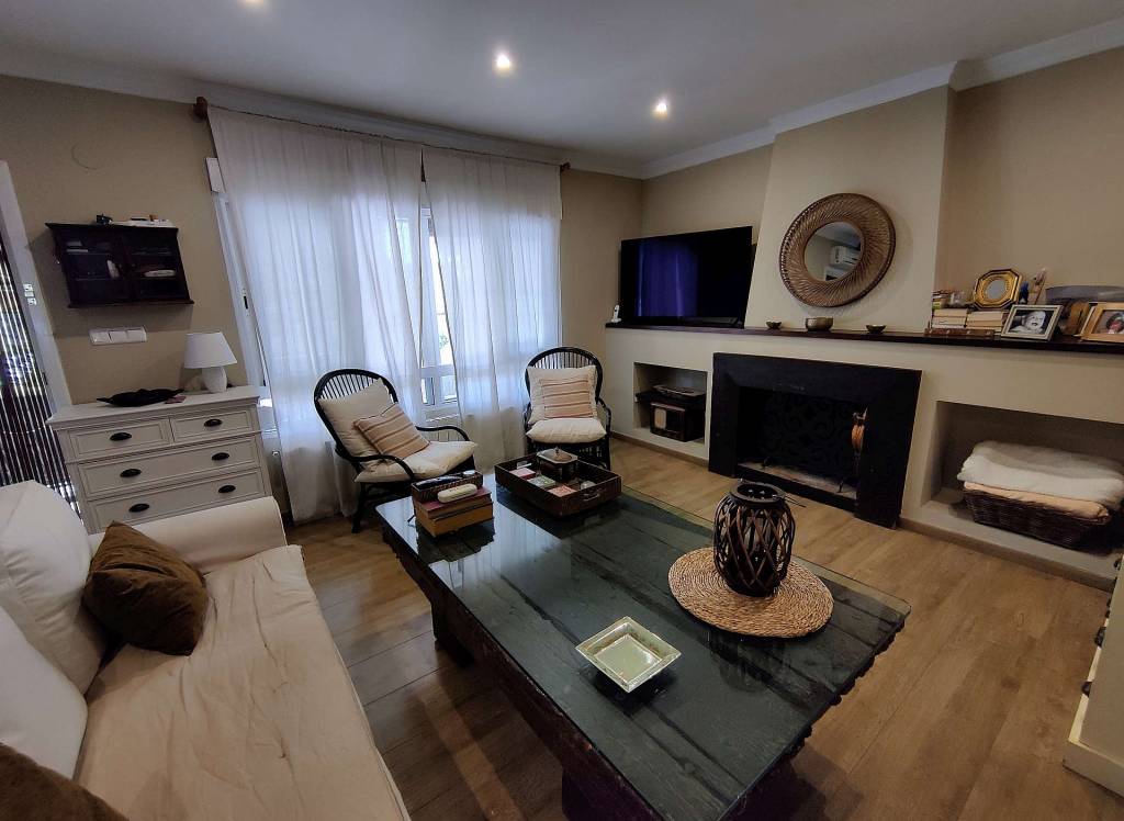 Resale - Villa - Monovar