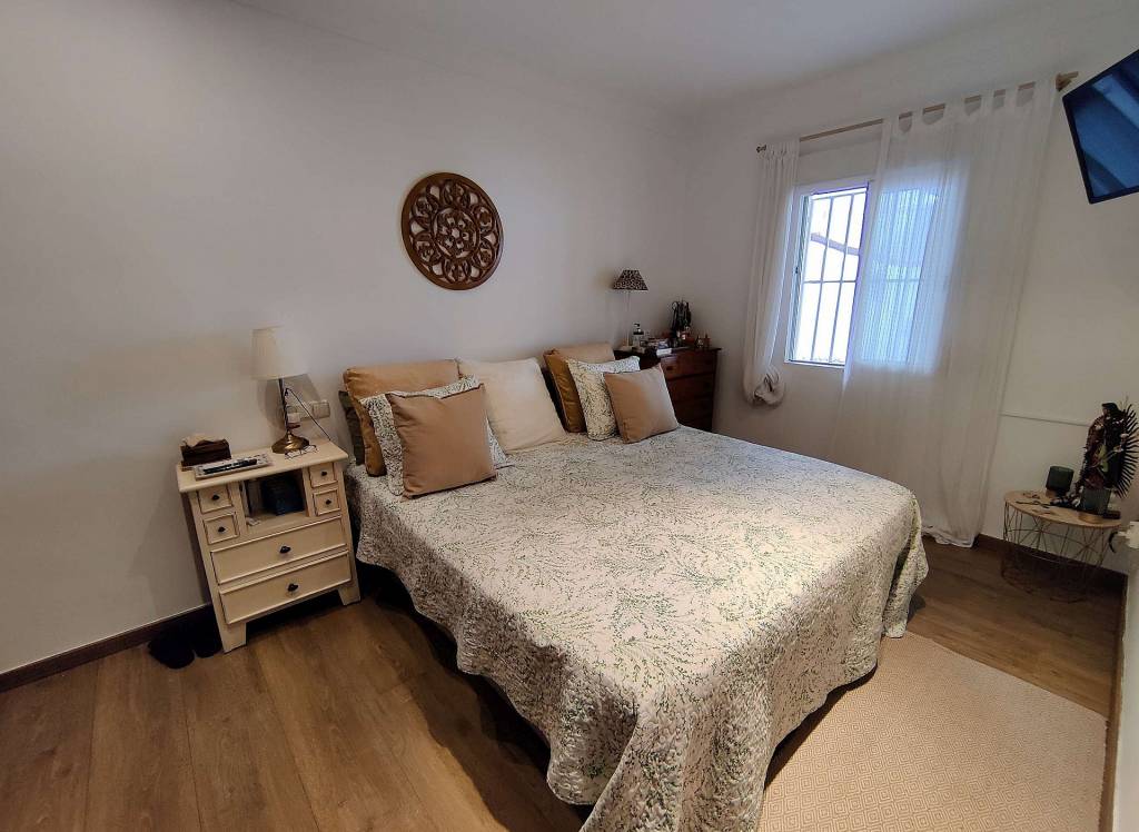 Resale - Villa - Monovar