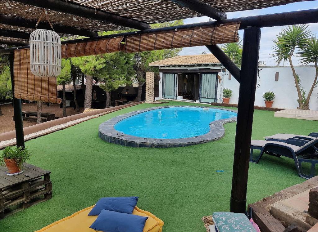 Resale - Villa - Monovar