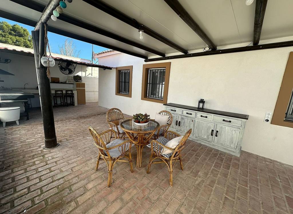 Resale - Villa - Monovar