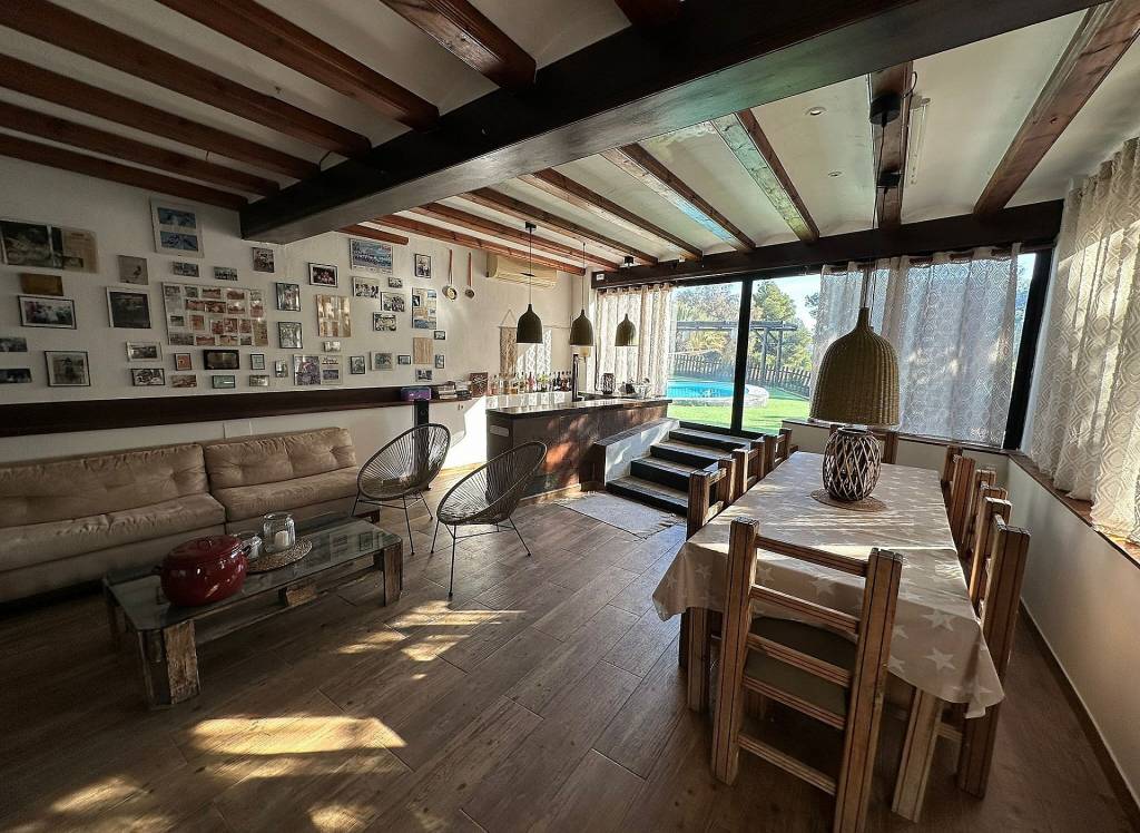 Resale - Villa - Monovar