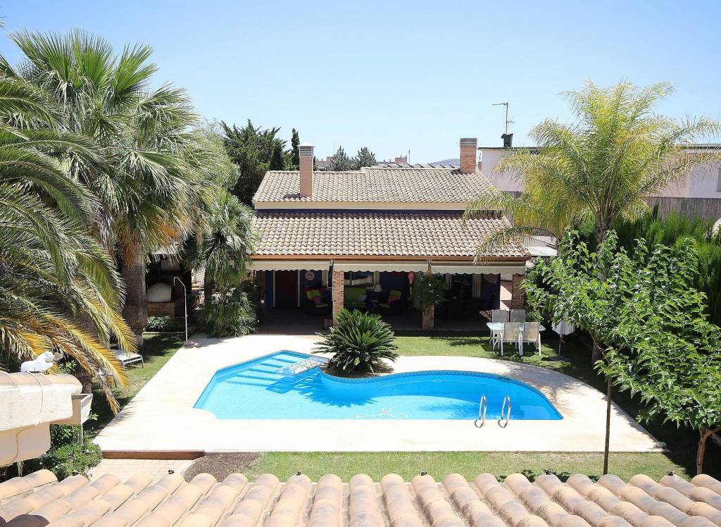 Resale - Villa - Monovar