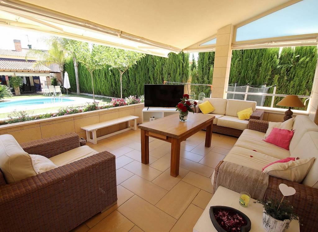 Resale - Villa - Monovar