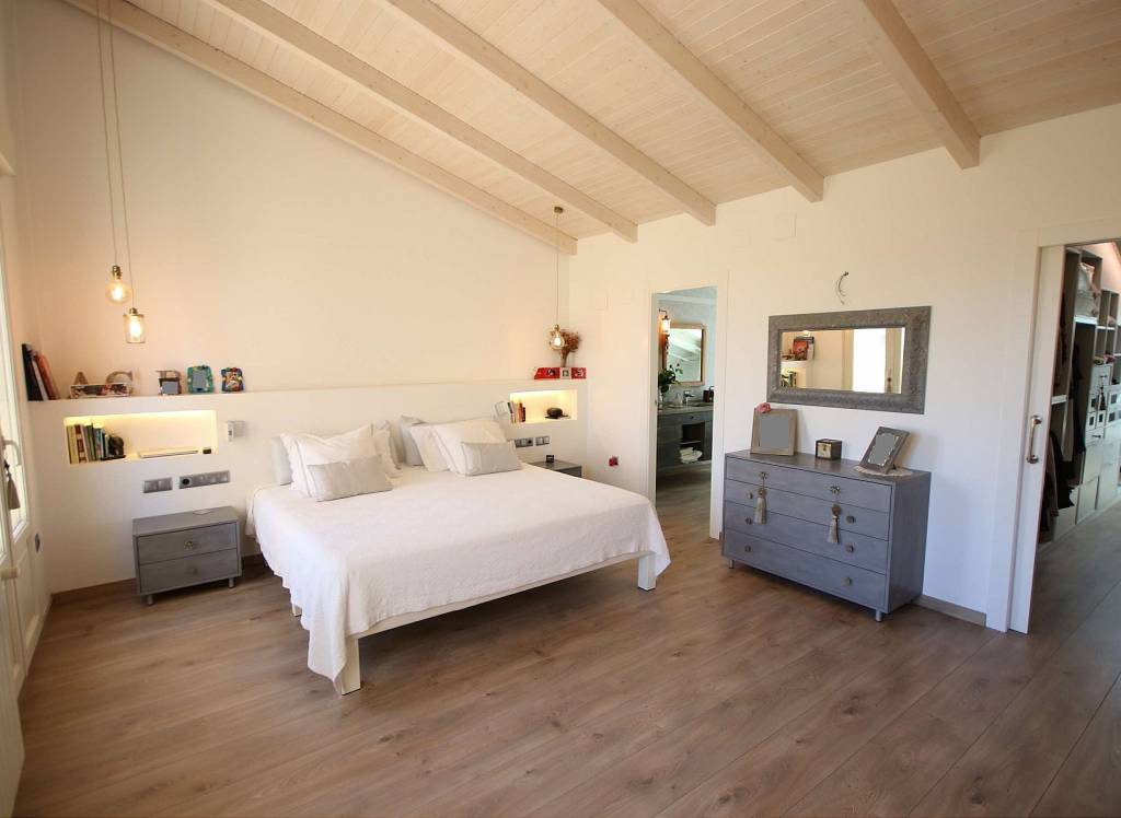 Resale - Villa - Monovar