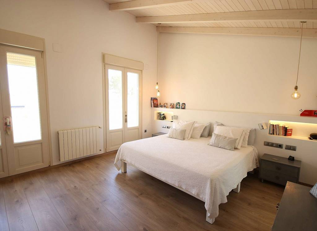 Resale - Villa - Monovar