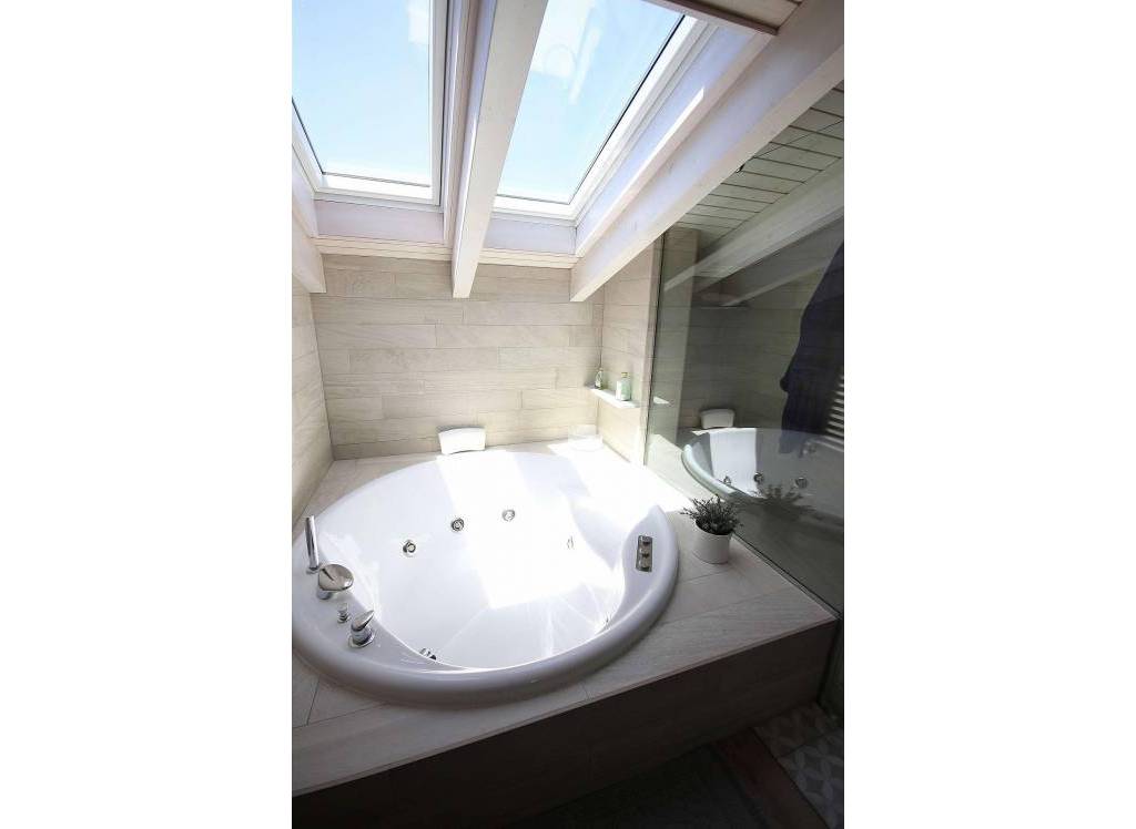 Resale - Villa - Monovar