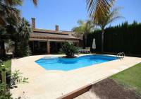 Resale - Villa - Monovar