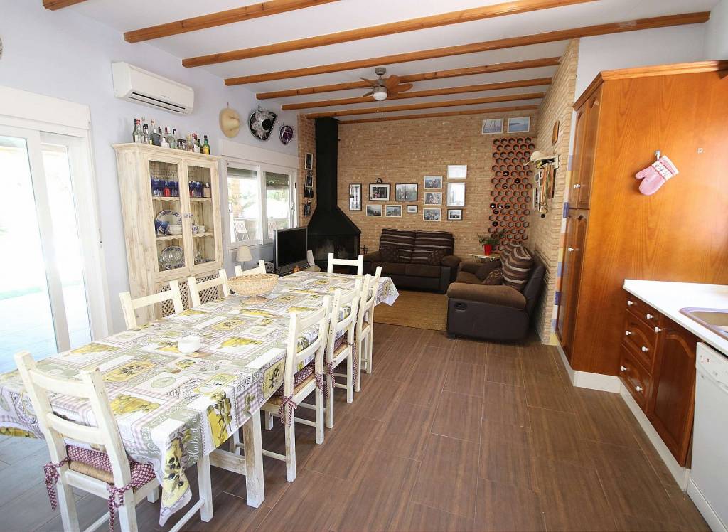 Resale - Villa - Monovar