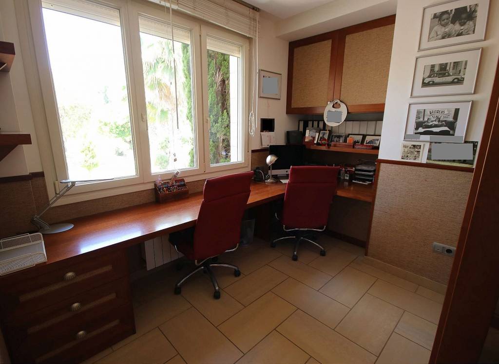 Resale - Villa - Monovar