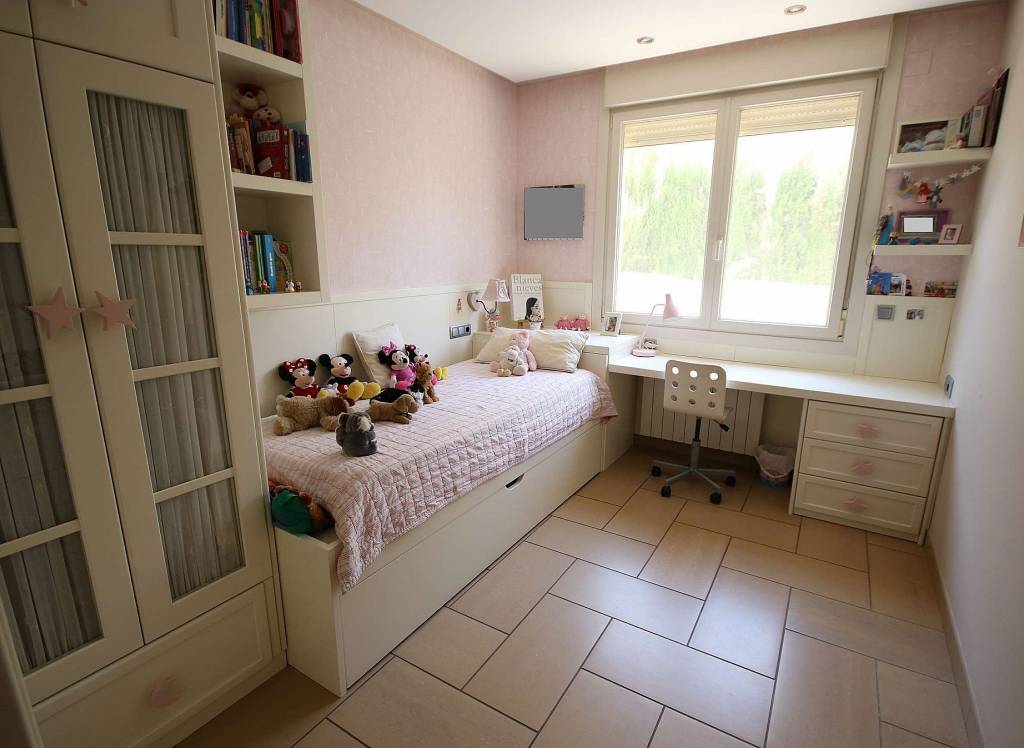 Resale - Villa - Monovar