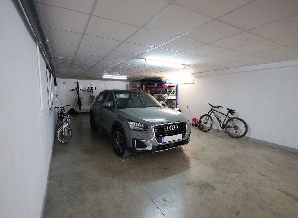 Resale - Villa - Monovar