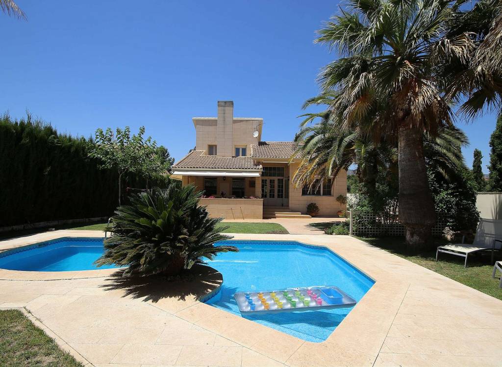 Resale - Villa - Monovar