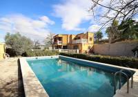 Resale - Villa - Monovar