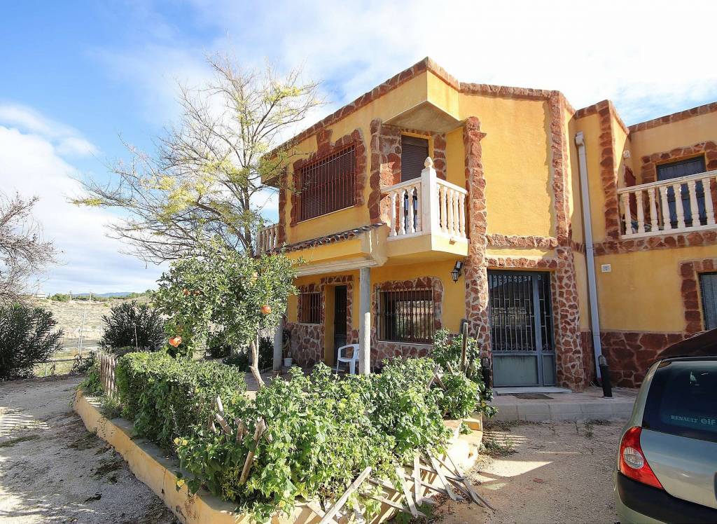 Resale - Villa - Monovar