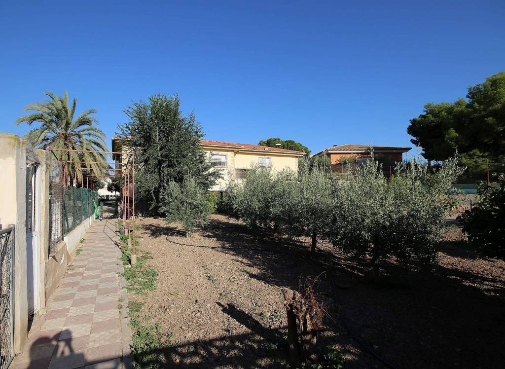 Resale - Villa - Monovar