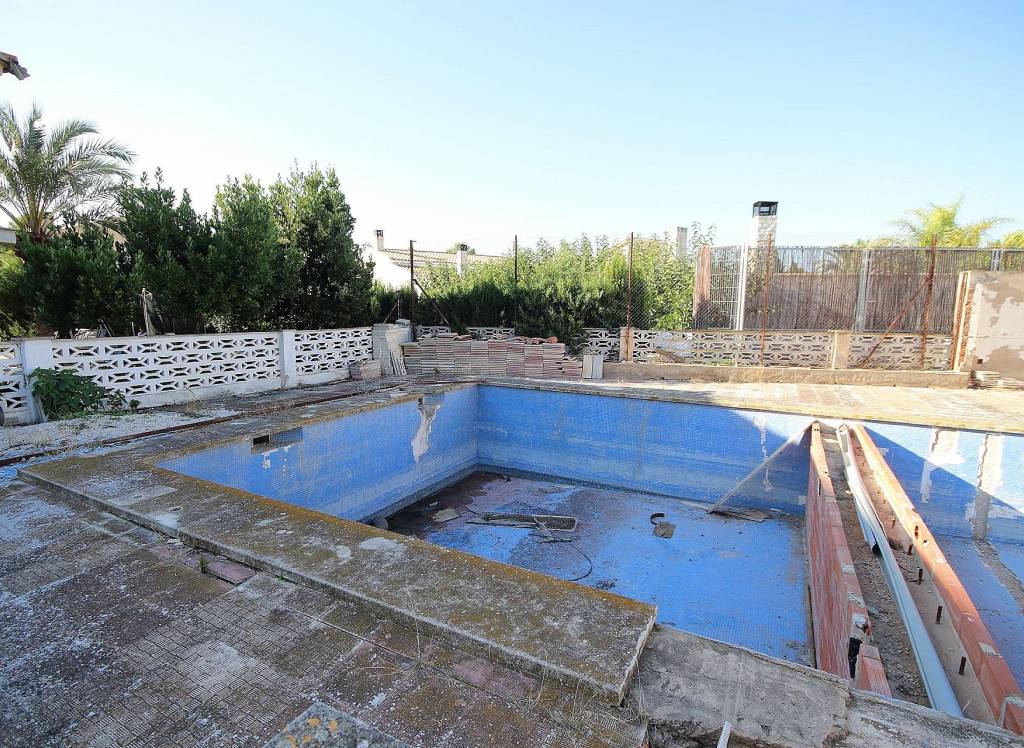 Resale - Villa - Monovar