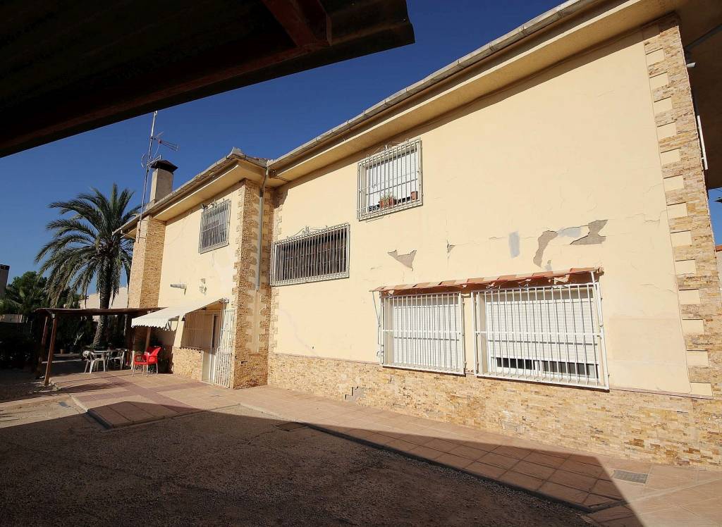 Resale - Villa - Monovar